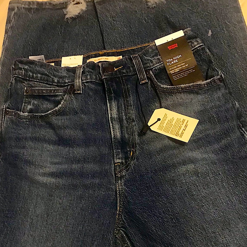 LEVI’S 70’s Super High Flare Jeans - Picture 8 of 10